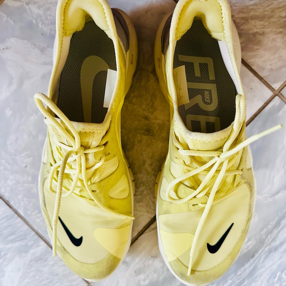 Nike Women's Free RN 5.0 Luminous Green Yellow Mesh Running Shoes